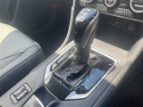 禁煙車 黒レザーシート 社外マフラー 純正ナビ Bluetooth フルセグTV バックカメラ プッシュスタート 前席シートヒーター ブラインドスポットモニター ETC 純正18インチアルミホイール