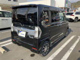 広々とした車内空間に優れた燃費性能。更にデザインも上質で人気のお車です!