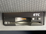 【ETC】高速道路の料金所をストレスなく通過!話題のスポットやサービスエリアに多い「スマートIC」利用時は必須のアイテムです。当店でセットアップを実施、ご納車当日からすぐにご利用いただけます!