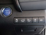 オートマチックハイビーム搭載、センサーで自動的にロー・ハイビームの切り替えを行い安全運転に役立ちます。