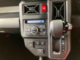 納車前にはプロのメカニックが、各部の点検を行います。ディーラーにしか出来ない品質、そしてサービスできっと満足していただけると思います!