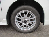【自動車保険】各種、自動車保険も取り扱っております。現在の保険はおいくらですか?万が一の時に備えて、お客様に合ったプランをご提案します。