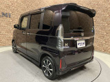■充実のアフターサービス■ 車の販売はもちろん、自社整備工場・自社鈑金工場・オイル交換&点検専門店舗を完備しておりますので納車後もお客様のカーライフをトータルでサポートいたします。