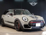 気密性の高いMINIは外観のかわいらしさとは裏腹に、外の雑音を遮り、高級感のある快適なドライブをお楽しみいただけます