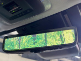 【デジタルインナーミラー】後席の大きな荷物や同乗者で後方が確認しづらい時でも安心!カメラが撮影した車両後方の映像をルームミラー内に表示。クリアな視界で状況の確認が可能です!