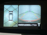 全周囲カメラ付きで車庫入れも安心ですね。