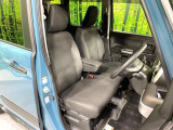 運転席シート廻りは使用感も少なく、良好な状態となっています。丁寧に使われていたことがよくわかりますね。