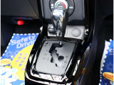 ご来店いただければ軽自動車からスポーツカー、1ボックスやセダンや輸入車などパソコンひとつで800台すべての在庫をご覧いただくことができます!