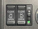 【両側パワースライドドア】スマートキーや運転席のスイッチで後席両側スライドドアの開閉が可能♪電動だから力を入れてドアを開ける必要が無く、小さなお子様でも簡単に開け閉めでき快適です♪