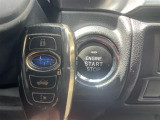 禁煙車 黒レザーシート 社外マフラー 純正ナビ Bluetooth フルセグTV バックカメラ プッシュスタート 前席シートヒーター ブラインドスポットモニター ETC 純正18インチアルミホイール