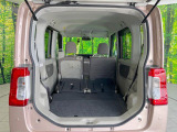 普段のお買い物や通勤、送迎等に十分な荷室スペースを確保しております。セカンドシートを倒すと、大きな荷物の積載も可能です♪