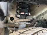 お車を安心してお乗りいただく為には、足回りの定期点検が欠かせません。サービスサポート(有償保証)では無料点検もご提供しており、安心のカーライフをお過ごしいただけるサポート体制が整っています。