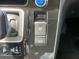 [電動パーキングブレーキ&オートブレーキホールド]信号待ち等で、ブレーキペダルを放しても、ブレーキを保ってくれます!!