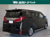 色は人気のブラックです。
