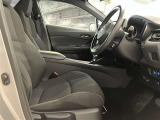 豪華な内装で運転も楽しくなりますよ♪