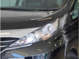 【HIDヘッドライト】明るく運転しやすいディスチャージヘッドライトです。明るく照らすので暗い夜道からお客様を守ってくれます。お近くの広島マツダまでお越しください。
