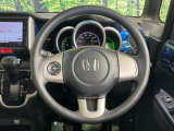 【ステアリングスイッチ】運転中、前方から目線をそらすことなく、オーディオ等の操作が可能な便利機能!安心&快適なドライブを演出してくれます♪