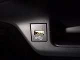 USB電源つき♪ 嬉しい装備ですね!