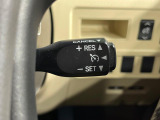 【クルーズコントロール】高速道路もラクラク走行。アクセルを離しても一定速度で走行ができ、長距離運転時の負担を軽減!加速・減速も簡単なスイッチ操作で調整できます。