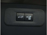 ハンズフリーパワーバックドア(挟み込み防止機能・停止位置メモリー機能付)