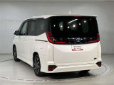 保証も全国のお近くのトヨタ販売店で受けられますので安心です。☆納車前には、当社メカニックによるプロの視点』で、安全かつ安心して気持ちよくお乗りいただける整備を行います。