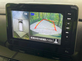 【マルチアラウンドモニター】専用のカメラにより、上から見下ろしたような視点で360度クルマの周囲を確認することができます☆死角部分も確認しやすく、狭い場所での切り返しや駐車もスムーズに行えます。