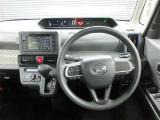運転席はその車の重要ポイント。ぜひ実際にご乗車ください。お待ちしてます。