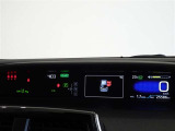 視点移動が少ないセンターメーター、ロングドライブも疲れません。