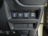 両側電動のスライドドアで楽々スムース!運転席からも開閉の操作もできます♪キーのスイッチひとつで自動開閉できる便利な機能もついてます♪