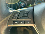 ナビの音量調整やメーターの画面を操作可能です!片手で操作できるので運転中でも安全です!