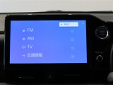 オーディオはAM/FMラジオ・フルセグTV・Bluetooth機能付き。CD/DVDの再生も可能です♪