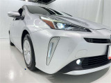 フォグランプ装着車です。暗い夜道の車両前方を明るく照らします