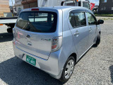 車体艶出し磨きしています!!