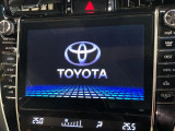 【メーカー純正ナビ】インテリアに溶け込むスタイリッシュな「専用設計」メーカーナビを装備♪視認性や操作性など基本性能にも優れ、より上質なカーライフをお楽しみいただけます。