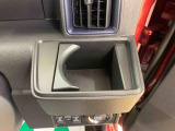 お車の状態をしっかりとお伝えするために1台の車両に付き40枚以上の画像を用意しております。外装はもちろん、室内の装備やお車の特徴などごらんください。