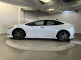 「中古車ハイブリッド保証」ハイブリッド機構を無償で保証します。保証期間は、初度登録年月から10年、またはロングラン保証が終了後3年間。ただし累計走行距離が20万km以内です。