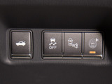 ★使いやすさや安全性を追求したステアリング周り!高級車ゆえにスイッチ類が多いのも特徴ですね!考え尽くされた配置ですぐに使いこなす事が出来ますのでご安心下さい!是非、体感してみて下さい!!