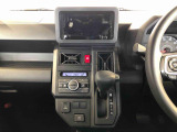 温度を設定すれば、自動で車内の温度管理をしてくれる優れものです♪ATミッションで運転楽々