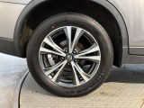 タイヤサイズは225/60R18です♪