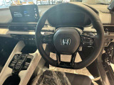 7つの先進機能で走行時も停車時も安心・快適に。●衝突軽減ブレーキ●アダプティブ・クルーズ・コントロール●車線維持支援システム●路外逸脱抑制機能●誤発進抑制機能●先行車発進お知らせ機能●標識認識機能