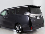 ★展示前点検実施★特殊な機材も用いて、全車点検を実施しております!
