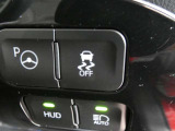 駐車時のドライバーへの負担を軽減する様サポートしてくれるパーキングアシスト機能を搭載しています。