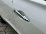 スマート機能付き運転席ドアハンドルです!!左側も同様です♪