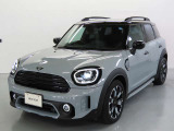 フロントフェイスはMINIアイコンとして永らく愛されるデザイン性の良さと、ブランドの魅力を感じる事ができます。