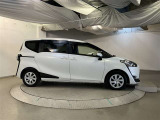 当社でご購入頂いた全ての車両はご納車前、エンジンオイル交換・ワイパーゴム・ブレーキ点検・調整・その他確認の上ご納車いたします。