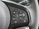 ◆アダプティブクルーズコントロール◆予め設定した車速内でクルマが自動的に加減速。前走車との適切な車間距離を維持しながら追従走行します。【LKAS】車線維持支援システムでステアリング操作を支援。