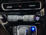 オートエアコンを装備しております!自動で調整してくれますので、車内も快適です☆