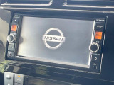 【メーカー純正ナビ】インテリアに溶け込むスタイリッシュな「専用設計」メーカーナビを装備♪視認性や操作性など基本性能にも優れ、より上質なカーライフをお楽しみいただけます。