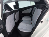 ゆとりある広々とした車内空間は、ドライブを始め買い物やレジャーなど、幅広く活躍します。一人でもみんなとでもお出かけを楽しみましょう!