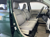 車を運転する際には運転席の存在は欠かせません。しっかりとチェックしたいポイントですね。